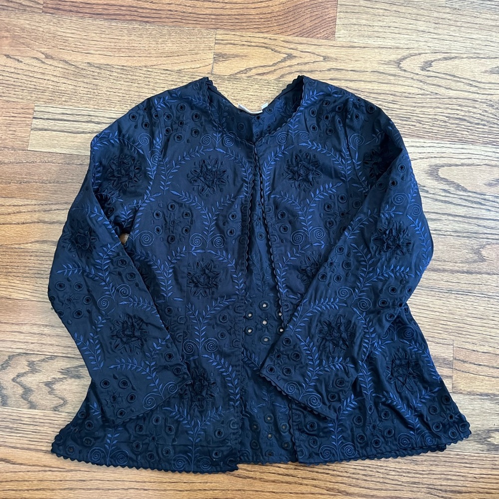 Rungolee Embroidered Top